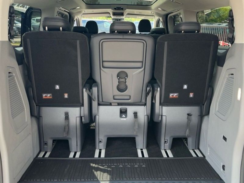 Ford Tourneo Custom 2.0D,125KW, CZ, DPH,1. MAJ - fotka 7 z 35