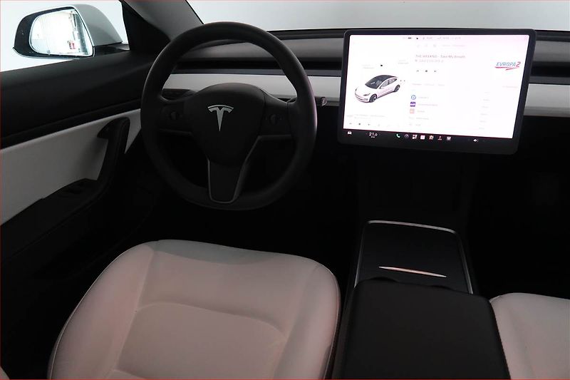 Tesla Model 3 (2020) Long Range 4WD 78kWh - fotka 7 z 22