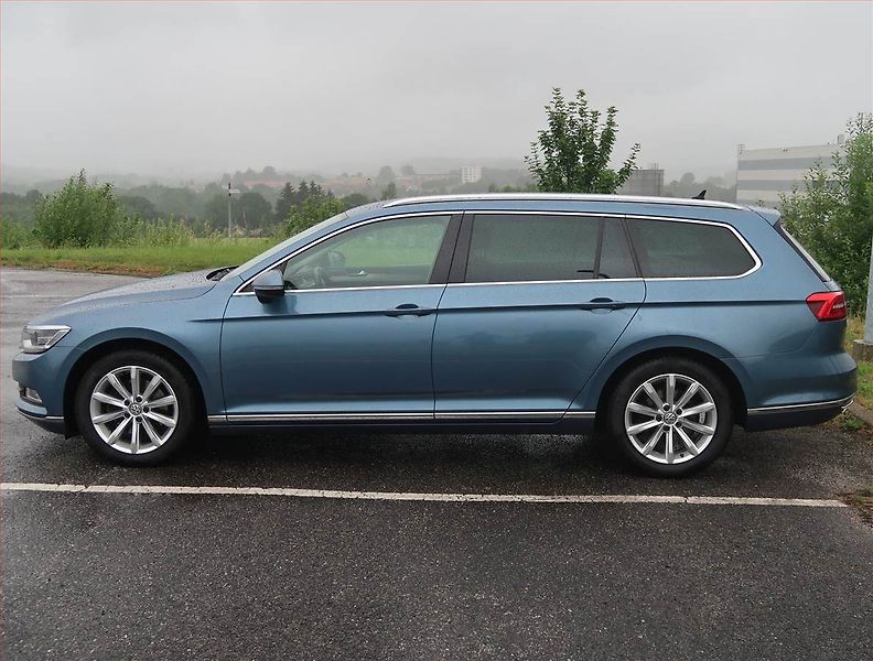 Volkswagen Passat (2018) 2.0 TDI, Automat, Serv.kniha - fotka 3 z 20