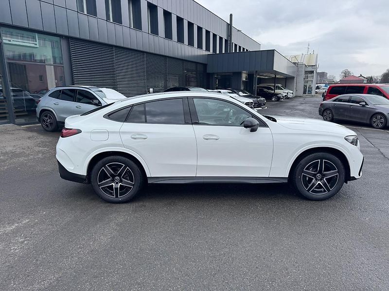 Mercedes-Benz GLC (2026) 220 d 4MATIC kupé - fotka 8 z 26