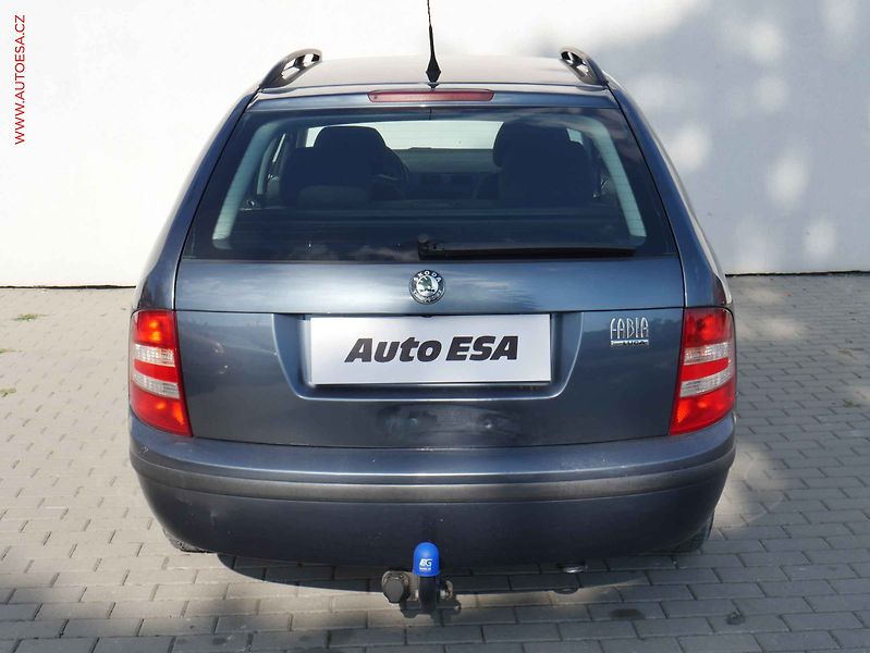Škoda Fabia (2006) 1.9 TDi, 2.maj,ČR, AC, tažné - fotka 5 z 16