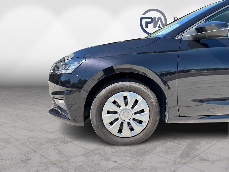 Škoda Fabia 1.0 TSi 70 kW SELECTION - fotka 10 z 26