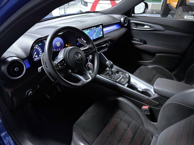 Alfa Romeo Tonale (2023) 1.5 T 160k AT7 VELOCE - fotka 6 z 20