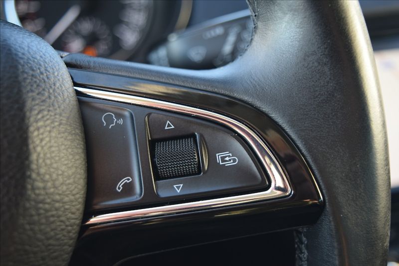 Škoda Octavia 1,6 TDI 77KW ALU KLIMA NAVI - fotka 28 z 48