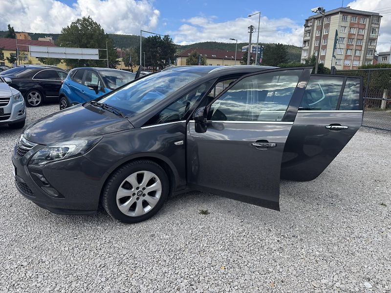 Opel Zafira (2012) TOURER 1.4T,7MÍST,2SADY KOL - fotka 10 z 40