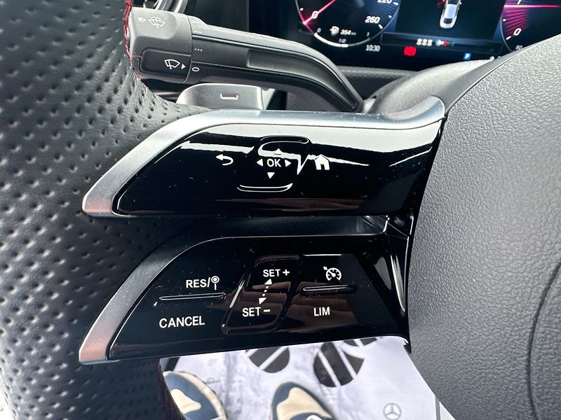 Mercedes-Benz CLA AMG paket 200d - fotka 20 z 20