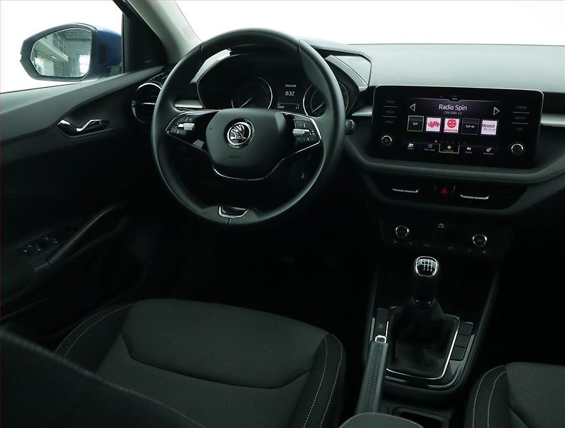 Škoda Fabia (2022) Ambition 1.0 TSI, Serv.kniha - fotka 7 z 15