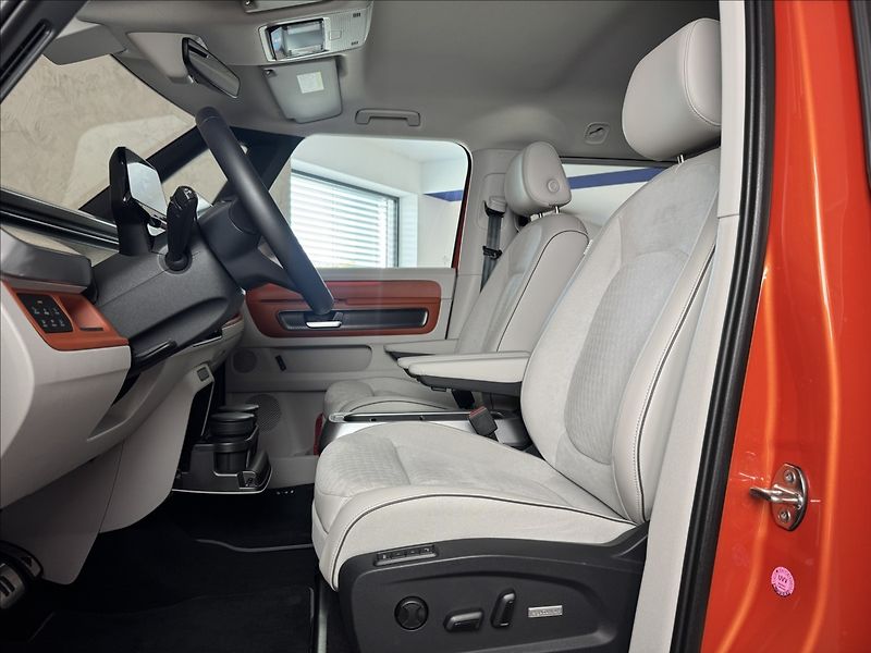 Volkswagen ID.Buzz Pro 150kW IQ Light Assist - fotka 24 z 50