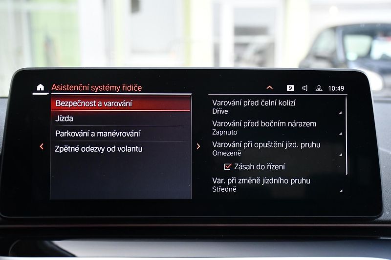 BMW Řada 5 530d xDrive M-SPORT K360 ČR 1M - fotka 30 z 40