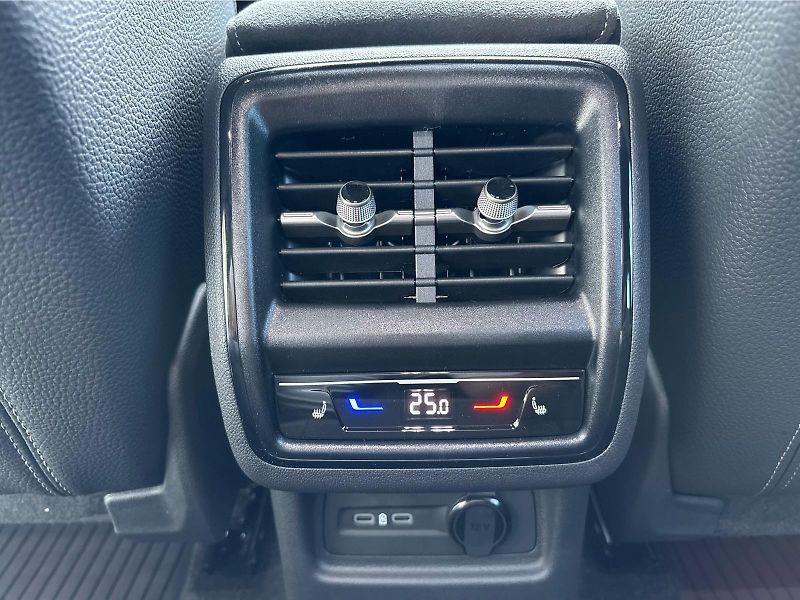 Škoda Kodiaq SPORTLINE 2.0TDI 142kW 4X4 - fotka 26 z 30