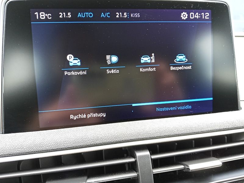 Peugeot 3008 (2021) 1.2PT 96kW! Full LED! Kamera! - fotka 24 z 32
