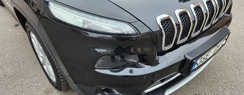 Jeep Cherokee (2015) 2.0D MJET LIMITED AWD LED DPH - fotka 33 z 54