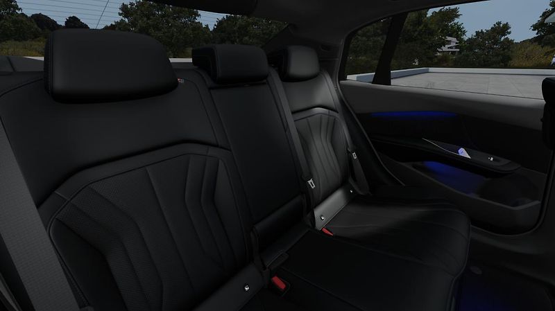 BMW Řada 3 i3 xDrive 50 - fotka 12 z 14