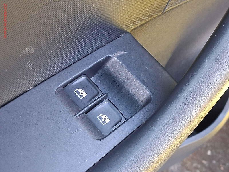 Škoda Rapid (2018) 1.4 TDi, 1.maj,ČR, Ambition - fotka 11 z 15