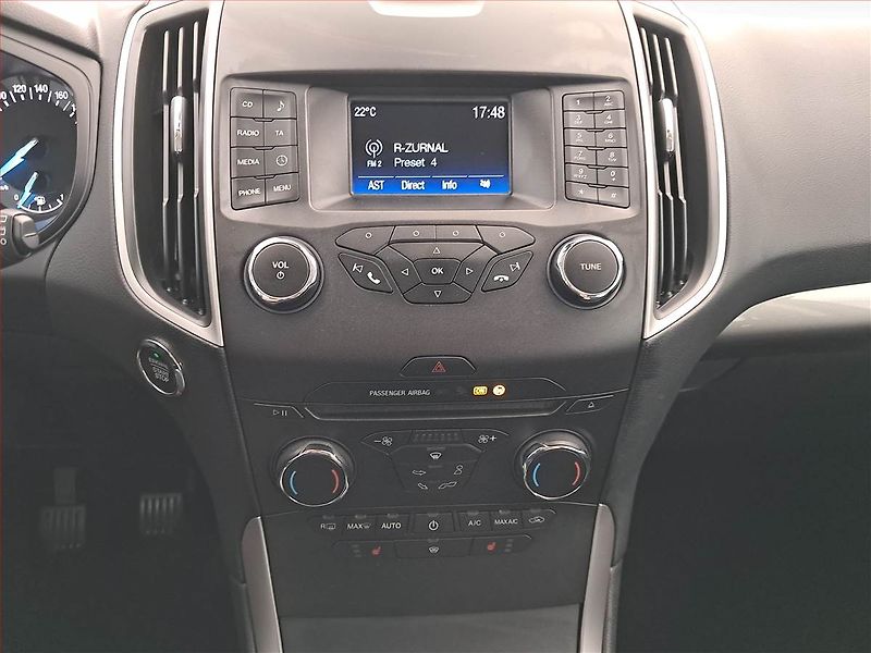 Ford S-MAX (2018) 1.5 EcoBoost, 7 míst, Tempomat - fotka 12 z 16