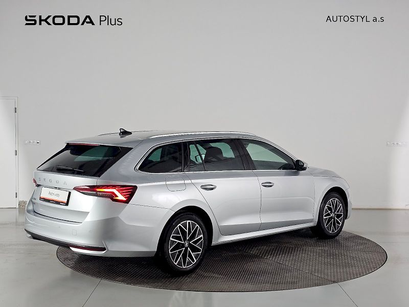 Škoda Octavia (2025) 1.5TSi 110kW DSG Selection - fotka 2 z 30