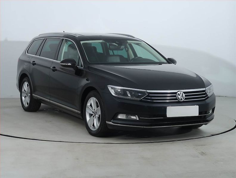 Volkswagen Passat (2016) 2.0 TDI, Automat, Navi - fotografie inzerátu