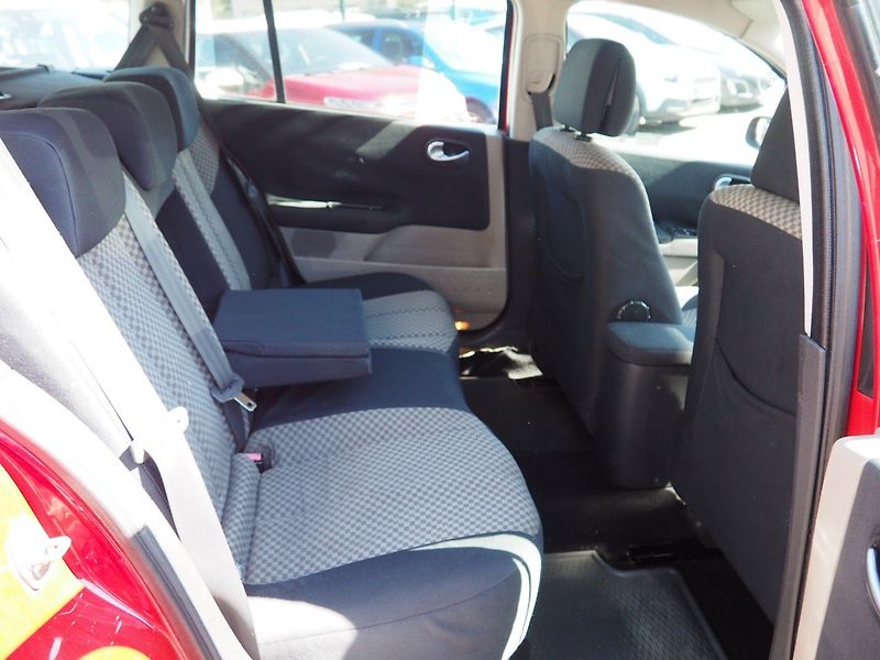 Renault Mégane (2004) 1.5 DCI - fotka 16 z 26
