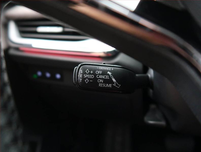 Škoda Enyaq (2021) iV 60 (62 kWh), SoH 91% - fotka 19 z 28
