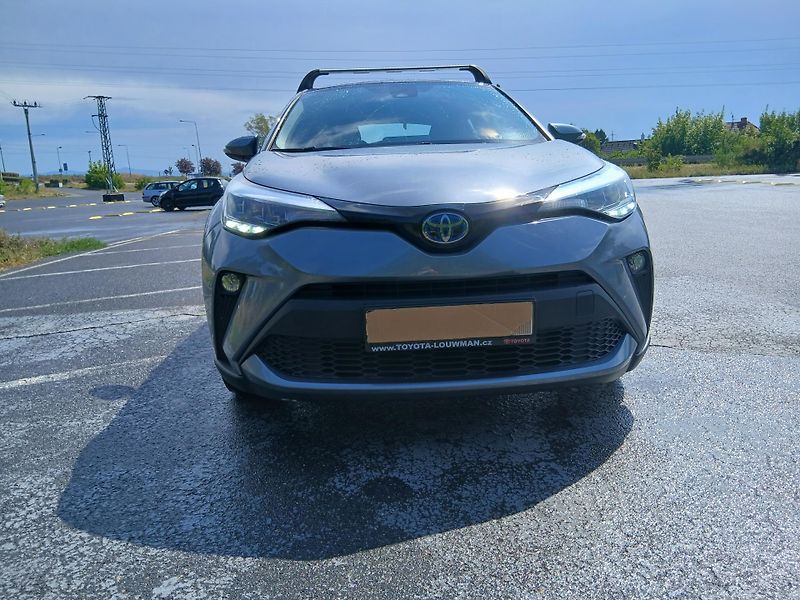 Toyota C-HR (2023) - fotka 6 z 15