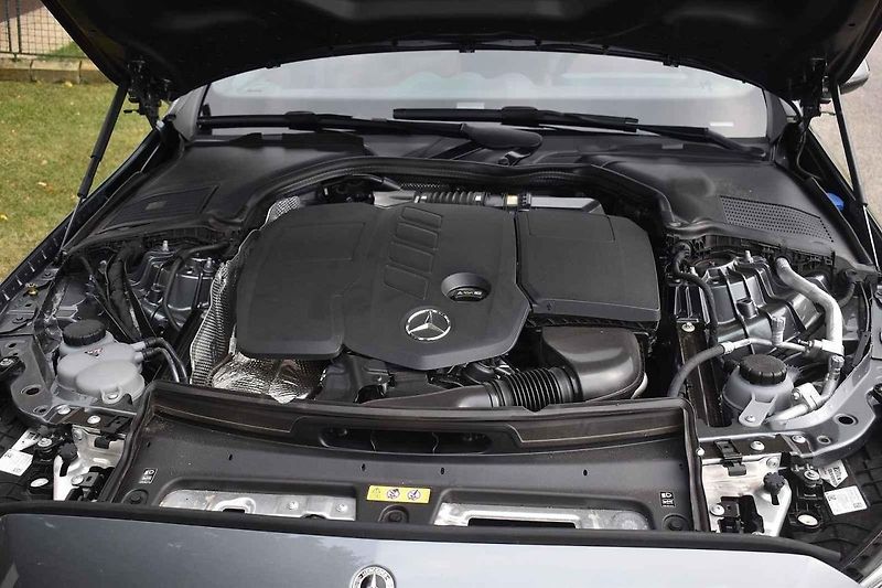 Mercedes C All Terrain je dobré auto pro trávení volného času