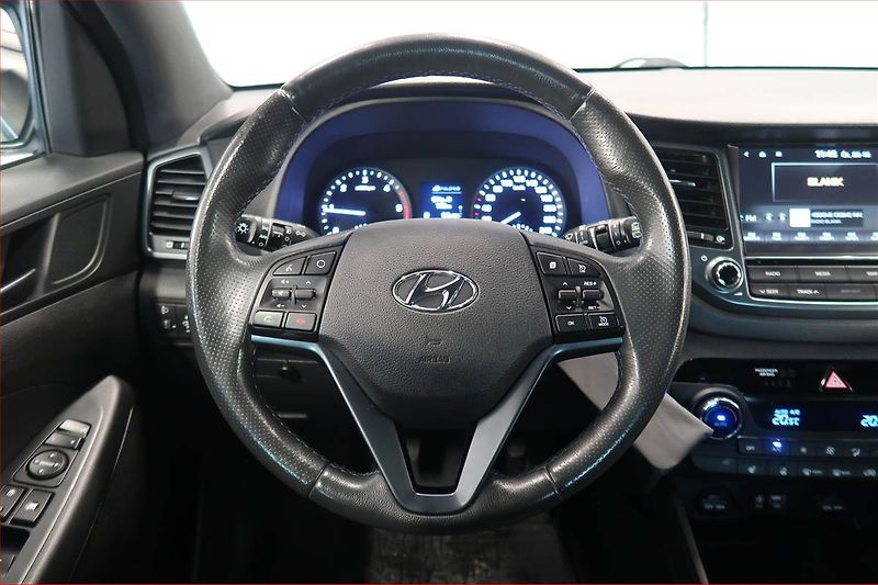 Hyundai Tucson (2018) 1.7 CRDi, Serv.kniha, Navi - fotka 15 z 17