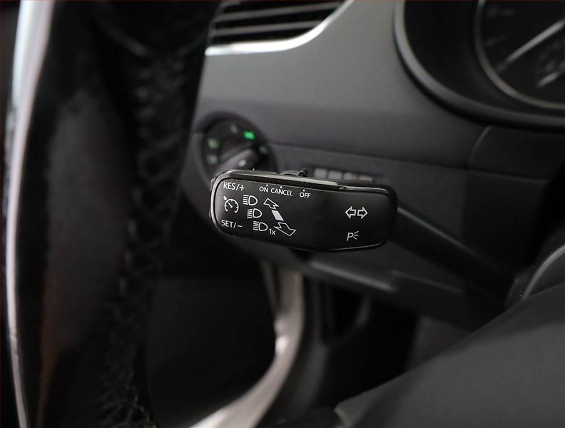 Škoda Octavia (2016) Ambition 2.0 TDI, Tempomat - fotka 12 z 15