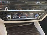 BMW Řada 5 (2018) 3.0i 540i xDrive, AT, +ALU - náhled 20