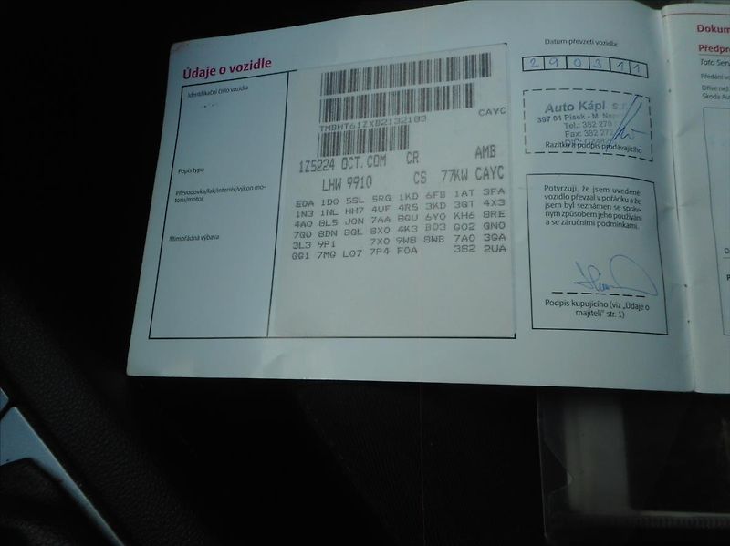 Škoda Octavia 1,6 TDi - fotka 22 z 32