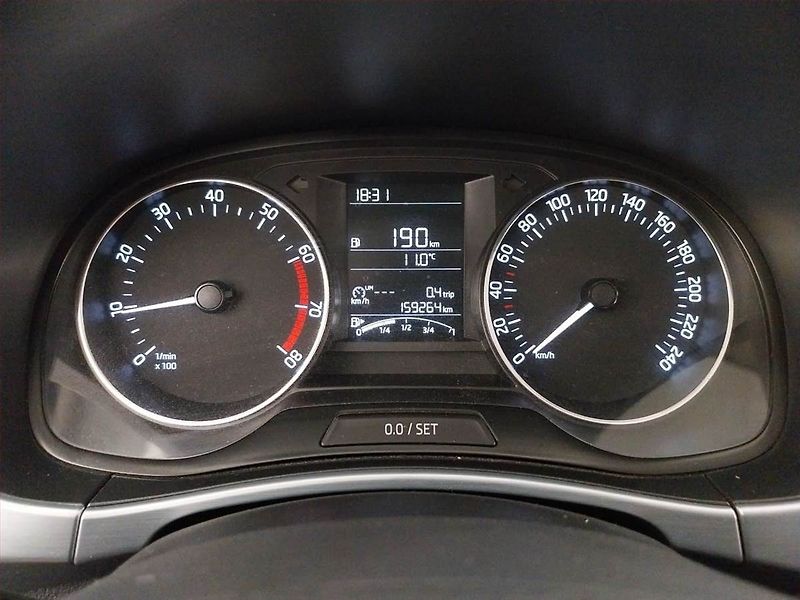 Škoda Fabia (2016) Ambition 1.2 TSI, Serv.kniha - fotka 11 z 16