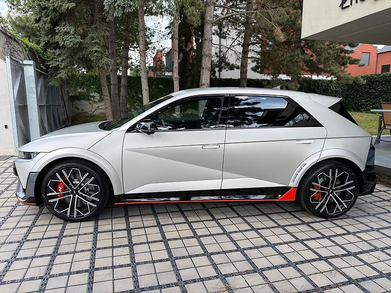 Hyundai Ioniq 5 N Everyday 84 kWh - fotka 3 z 42