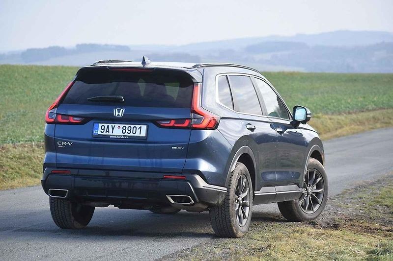 Honda CR-V je skvělé auto pro jízdu po špatných silnicích