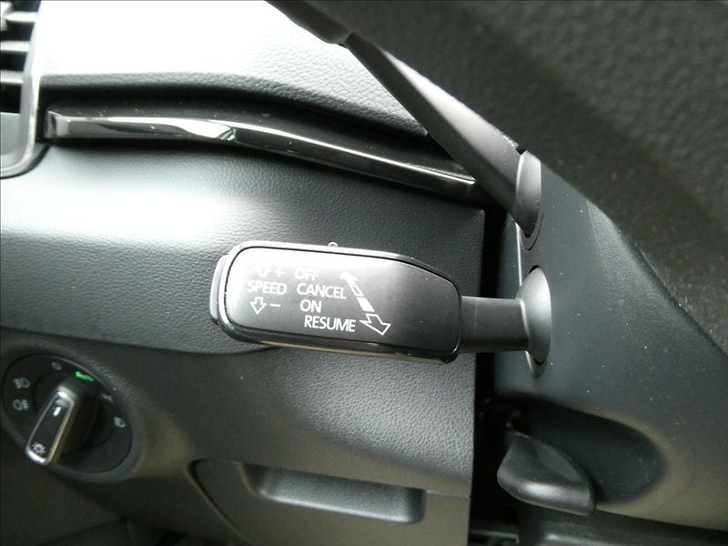 Škoda Karoq 2,0 TDi 110kW,DSG,4x4,1majitel - fotka 34 z 45