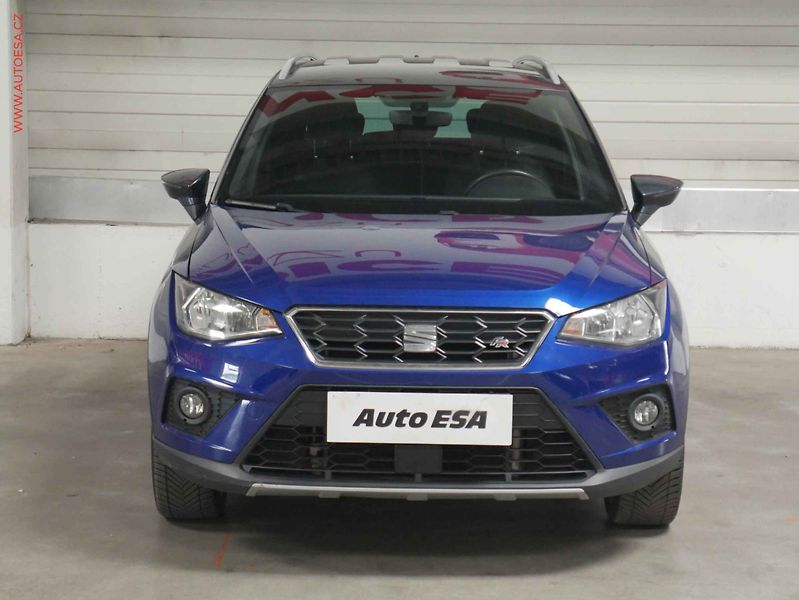 Seat Arona (2019) 1.5 TSi, FR, navi, TZ - fotka 2 z 21