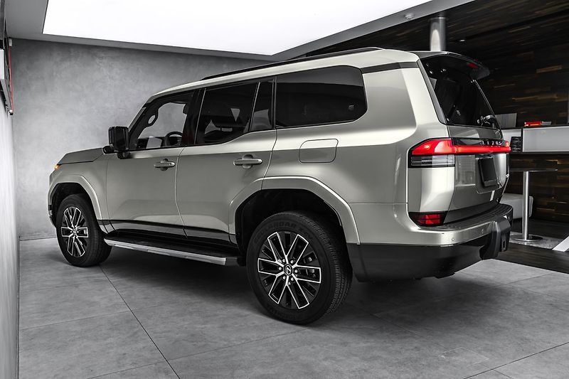 Lexus Ostatní Premium+ - fotka 7 z 25