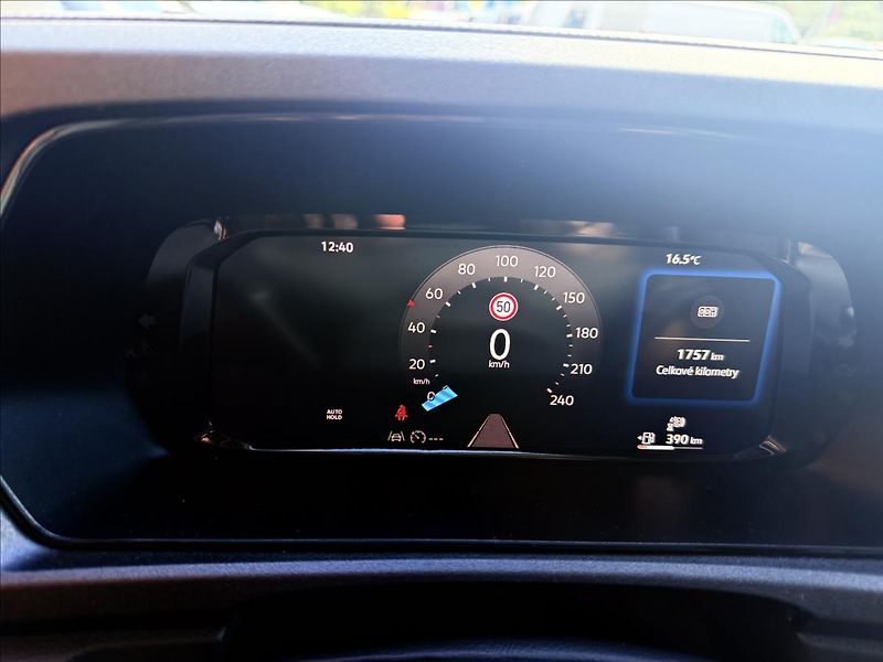 Volkswagen Caddy 2,0 TDi - fotka 12 z 25
