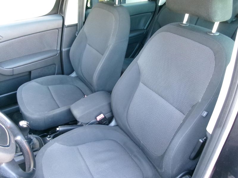 Škoda Yeti (2010) 1,2TSI AC ALU TAŽNÉ STK - fotka 11 z 23