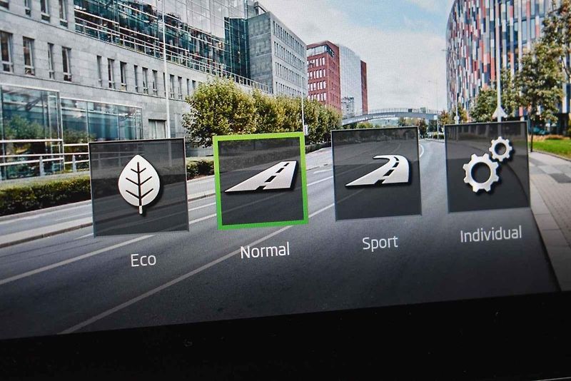 Nová Fabia v Jizerských horách s výhledem na Ještěd