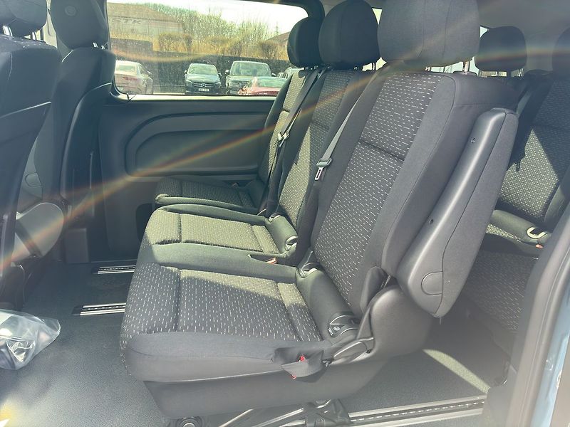 Mercedes-Benz Vito 116 CDI Tourer Select L - fotka 14 z 26