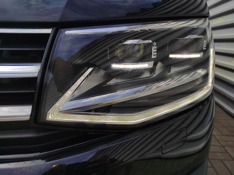 Volkswagen Multivan 2,0TDi DSG,4x4,Highline,7 míst - fotka 10 z 59