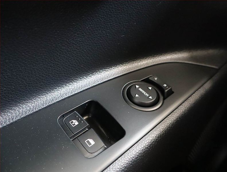 Kia Rio (2022) 1.2 DPI, Serv.kniha - fotka 15 z 17
