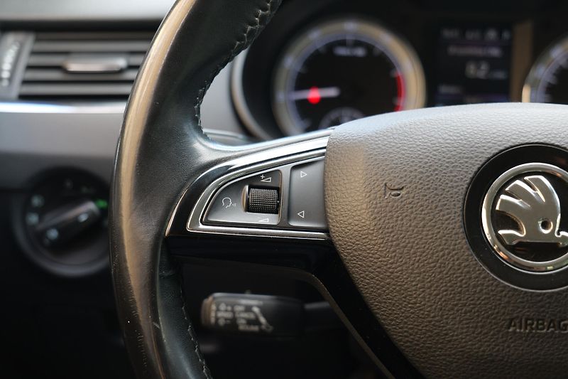 Škoda Octavia 1.5 CNG Webasto LED Tažné Kess - fotka 17 z 37