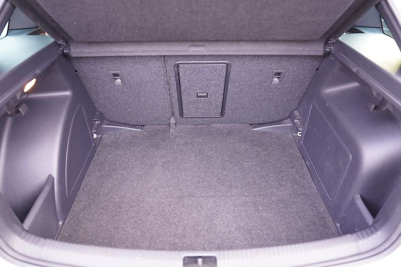 Škoda Rapid 1.0 TSI 81kW Monte Carlo - fotka 19 z 48