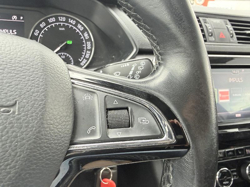 Škoda Superb 2.0 TDi 110kw - fotka 19 z 29
