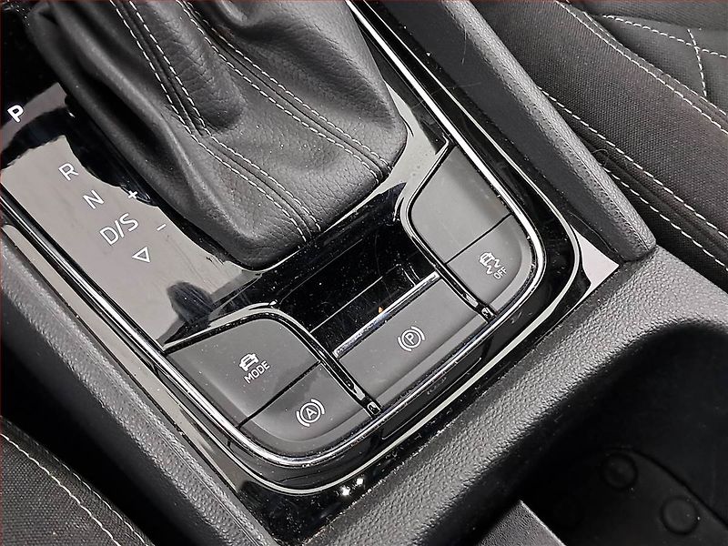 Škoda Karoq (2021) Sportline 1.5 TSI - fotka 18 z 30