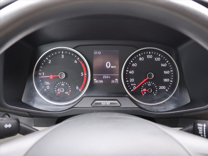 Volkswagen Crafter 2,0 TDI 103kW L2H2 CZ LED DPH - fotka 14 z 25