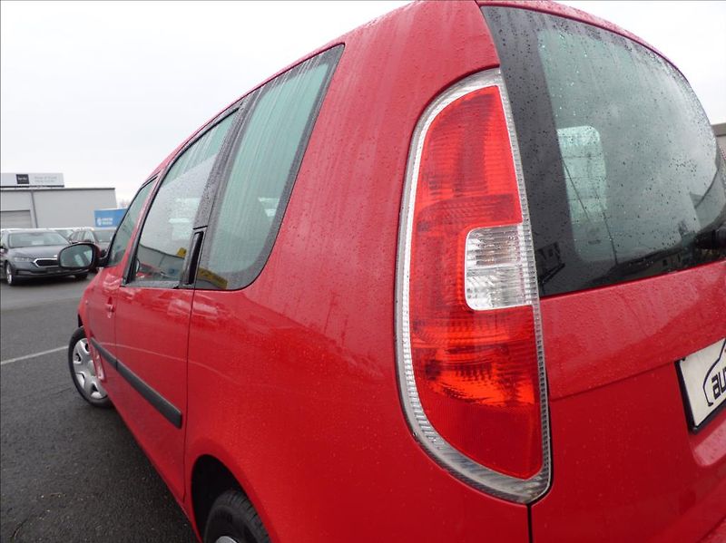 Škoda Roomster 1,9 TDI, Digi Klima, serviska - fotka 41 z 44