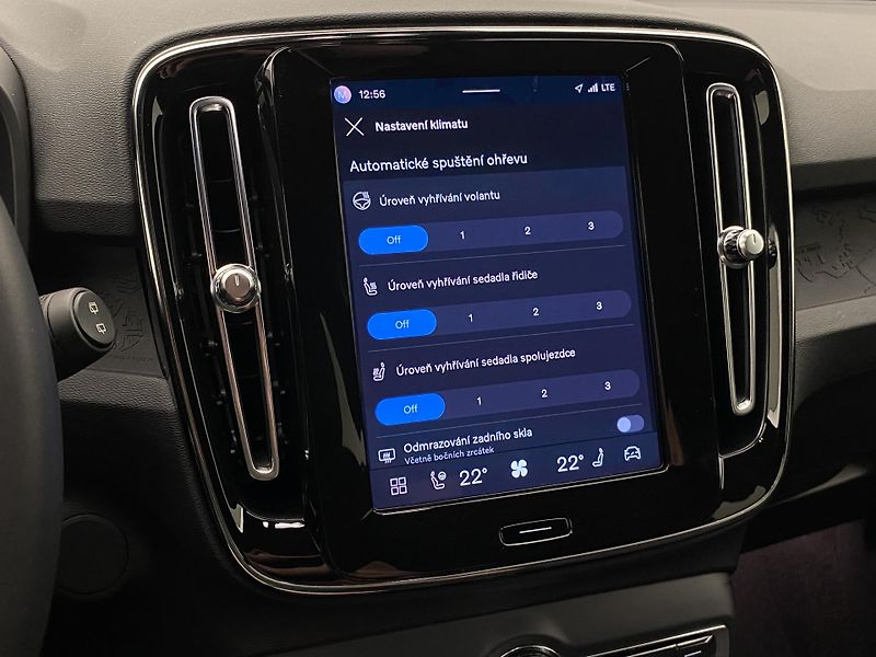 Volvo XC40 PURE ELECTRIC RECHARGE CORE  - fotka 37 z 49