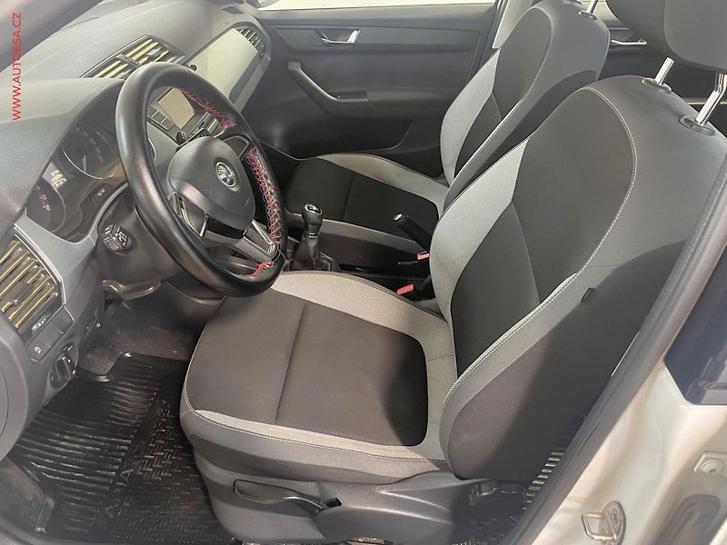 Škoda Fabia (2015) 1.4 TDi, ČR, AC, temp - fotka 9 z 15