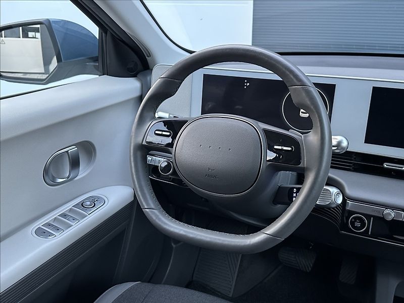 Hyundai Ioniq 5 0,0 170PS  Smart Range A/T - fotka 22 z 58